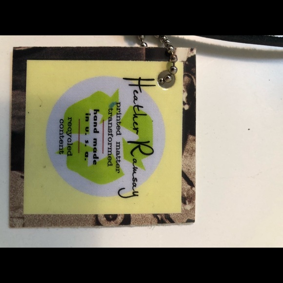 Purse - Picture 2 of 4